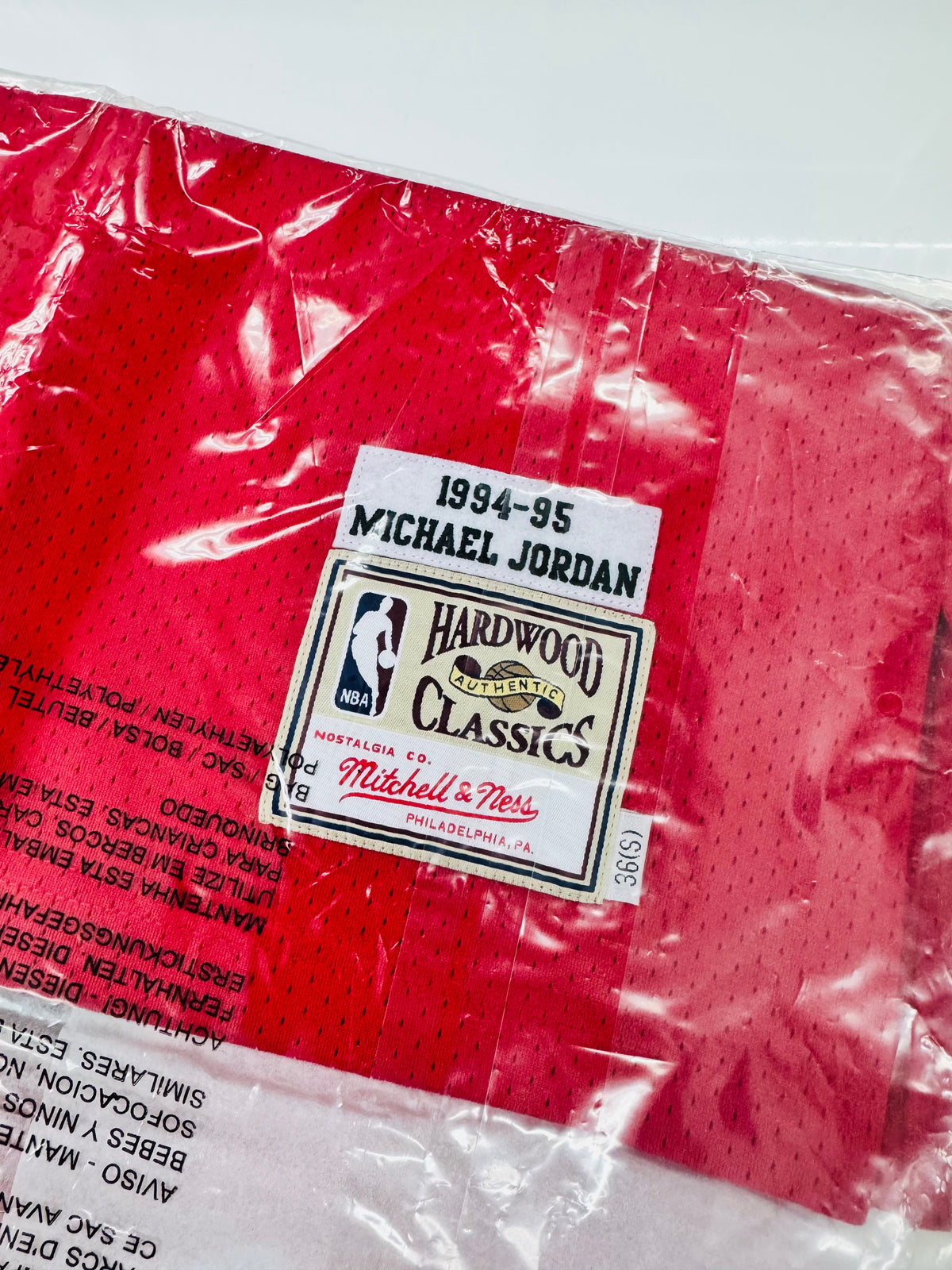 Mitchell & Ness Men's Chicago Bulls Michael Jordan #45 1994-95 Homecoming Authentic Jersey Red Size S