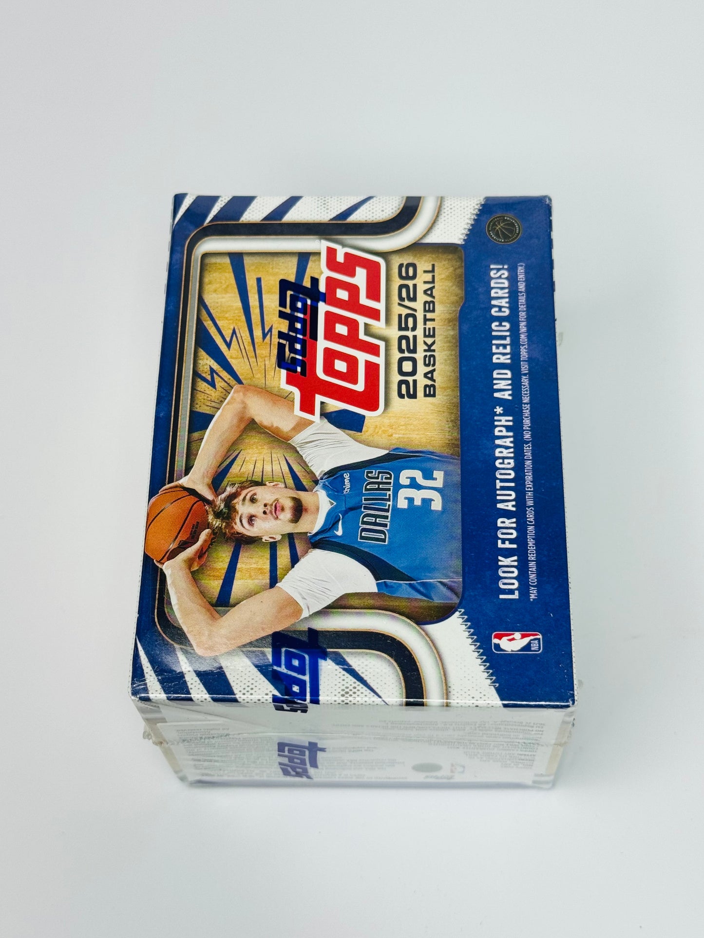 2025-26 Topps Basketball Value Box